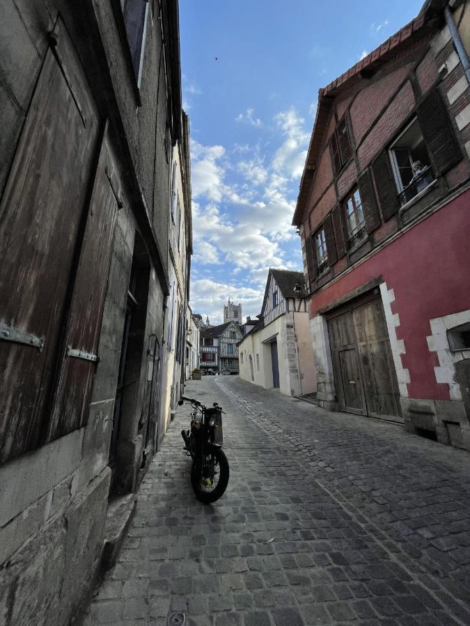 Appartement Le Coche D'Eau Auxerre Les Quais Exterior foto